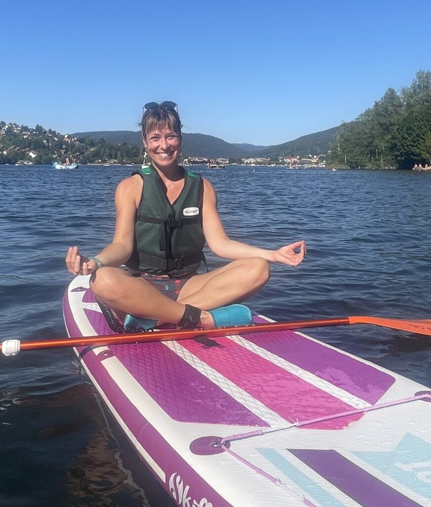 Assise en méditation sur mon paddle